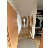 Attraktive 4-Zimmer-Wohnung im Obergeschoss mit Balkon - Augustdorf