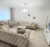 Zentrale 3,5 Zi.Whg mit Balkon, Büro, Einbauküche und Tiefgarage - Schwäbisch Gmünd