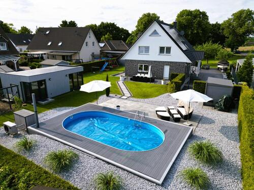 Foto - Modernes Einfamilienhaus nahe Hamburg: Gästehaus Pool Traumgarten