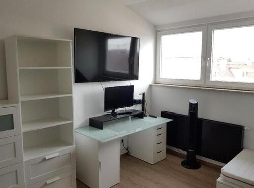 Foto - 16m2 room fully furnished with own kitchen and shared washroom