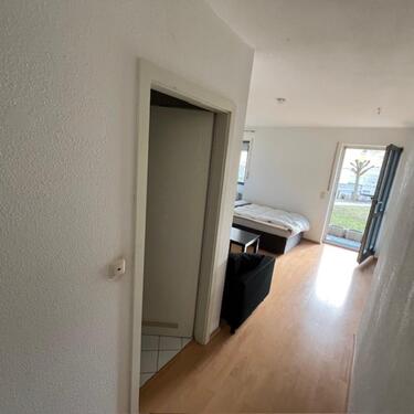 Foto - APARTMENT mit Terrasse -EBK u. Bad (Du WC Waschtisch) KG-Abteil