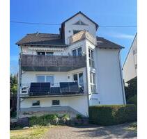 2 Zimmer Wohnung Trier-Ruwer: teilmöbliert, Terrasse, Stellplatz