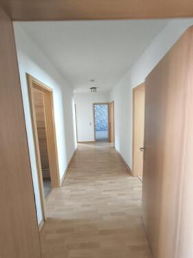 Foto - 4 Zimmer Wohnung - 750,00&nbsp;EUR Kaltmiete, ca.&nbsp; 90,00&nbsp;m&sup2;