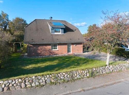 Foto - Geräumiges und charmantes Familienhaus mit großem Garten