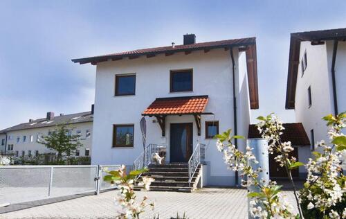 Foto - Provisionsfreies freistehendes Einfamilienhaus in ruhiger Toplage