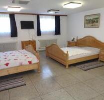 Wohnung ca. 100m2 Monteure Studenten WG von Priv. zu vermieten - Hengersberg