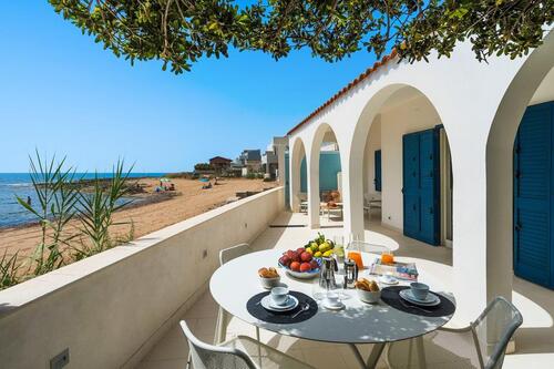 Foto - Sizilien-Haus DIREKT AM MEER, 3 Schlafz., 3x Bad, Garten, Wlan