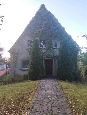 Foto - freistehendes Einfamilienhaus auf eigenem Grundstück