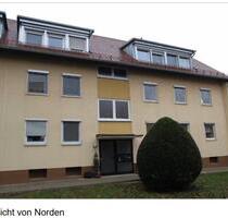 Praktische kleine Dachgeschosswohnung in schöner Wohnlage - Feucht