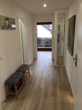 Foto - Neuwertige, möblierte 2,5-Zimmerwohnung südliche Ortsrandlage