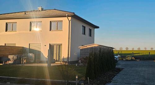 Foto - Haushälfte - 1.390,00&nbsp;EUR Kaltmiete, ca.&nbsp; 95,00&nbsp;m&sup2;