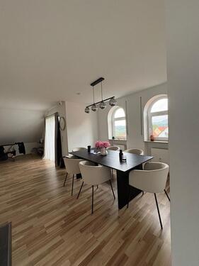 Foto - Schöne geräumige 3,5 Zimmer Wohnung