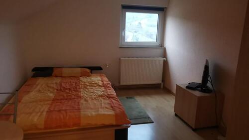 Foto - 1 Zimmer Dachgeschoßwohnung zur Miete in Esslingen am Neckar