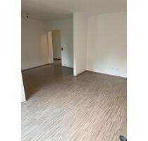 ** WOHNUNG ** renoviert, hell und top Lage - Laupheim