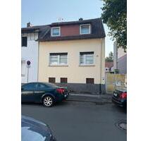 Einfamilienhaus 3ZKB, Garage, Terrasse, Hobbyraum, Keller, Hof - Kaiserslautern