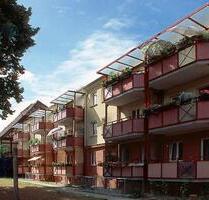 Sanierte 3-Raumwohnung mit Balkon im 1. OG - Neubrandenburg