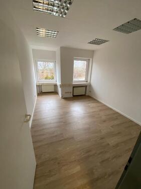 Foto - Zentrale BüroGewerbefläche in Bergheim - ab sofort verfügbar