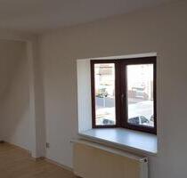Schöne 2 Zi.-Whg. im 1. OG mit Erker u. Stellplatz - Ribnitz-Damgarten
