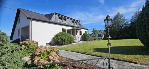 Foto - 10 Zimmer Einfamilienhaus zum Kaufen in Leiwen