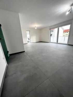 Foto - Luxuriöse 6-Zimmer-Maisonette-Wohnung mit Balkon und Garten