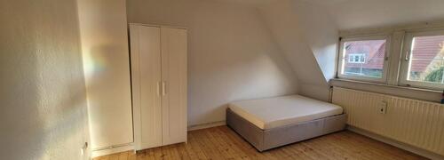 Foto - Möbliertes WG-Zimmer zur Zwischenmiete (Jan – Juni) in Vinnhorst