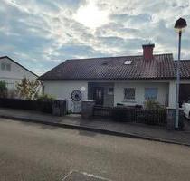 Exklusive Lage mit tollem Panoramablick! EFH mit ELW und NF216 m² - Altbach