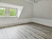 Foto - Schöne 1-Zimmer-Dachgeschosswohnung in Geestemünde - ideal für Singles