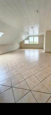 Foto - 3 Zimmer Dachgeschoßwohnung zur Miete in Heusenstamm