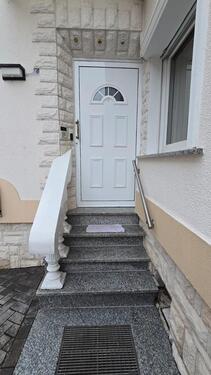 Foto - 6 Zimmer Doppelhaushälfte zur Miete in Elz