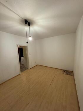 Foto - Zimmer in 4er WG - 320,00 EUR Kaltmiete,