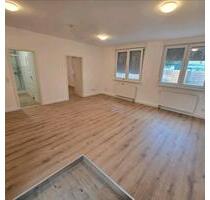 Frisch renoviert & mit großer Terrasse - charmante 2-Zimmer-Whg. - Mannheim Gartenstadt