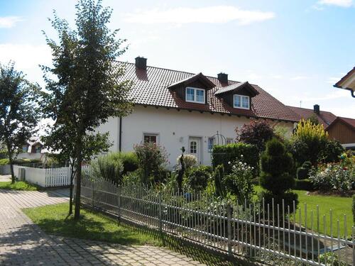 Foto - 10 Zimmer Mehrfamilienhaus, Wohnhaus zum Kaufen in Oberschneiding