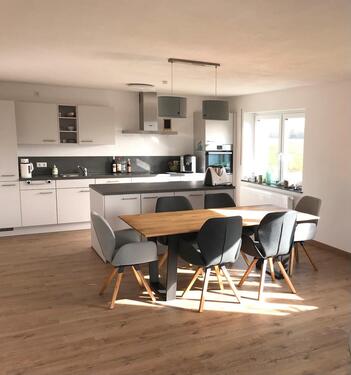 Foto - 4 Zimmer Wohnung zu vermieten - 990,00 EUR Kaltmiete,