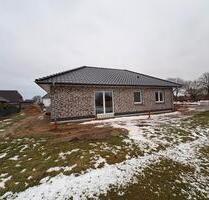 Vermietung Neubau Bungalow in 25788 Hollingstedt - Delve