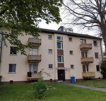 Modernisierte Wohnung mit 2,5 Zimmern und Balkon (Unterstr. 74) - Essen Stadtbezirk IV