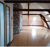 Wohnung mieten - 2 Zimmer Dachgeschoss inkl. Einbauküche - Boxberg