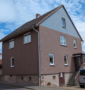 Foto - Einfamilienhaus in Besse mit 5 Zimmern, Keller, Garten, Garage