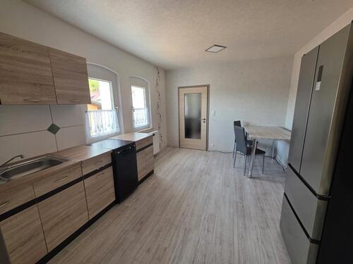 Foto - Zwei Zimmer, 50qm Nutzfläche - 450,00&nbsp;EUR Kaltmiete, ca.&nbsp; 50,00&nbsp;m&sup2;