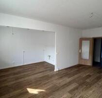 Schöne 3-Raum Wohnung mit offener Küche und sonnigen Balkon! - Görlitz Klingewalde
