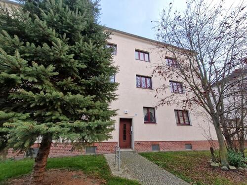 Foto - Frisch renovierte Wohnung mit modernem Fußboden, Tageslichtbad und Balkon!