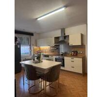 Erdgeschoss - Wohnung mit Einbauküche - Völklingen