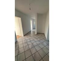 Eltville-Erbach 90m2 DG-3 ZKB-Balkon in Top Lage neu saniert ! - Eltville am Rhein