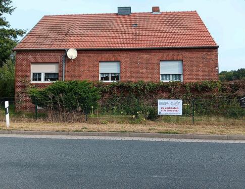 Foto - Renovierungsbedürftiges Einfamilienhaus mit Grundstück – 65.000 €