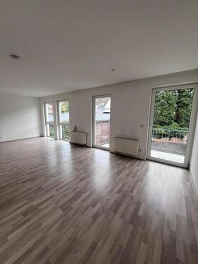 Foto - Große 3 Zimmer Wohnung mit Balkon