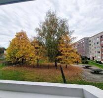 Schöne 3-RW mit großem Wohnzimmer in der 1.Etage - Limbach-Oberfrohna
