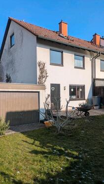 Foto - Charmante Doppelhaushälfte mit Terrasse Garten Stellplatz Garage