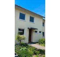 Reihenhaus - 490.000,00&nbsp;EUR Kaufpreis, ca.&nbsp; 110,00&nbsp;m&sup2; in Friedrichshafen (PLZ: 88045)