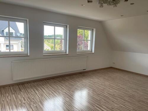 Foto - Eigentumswohnung 3 ZKB, 83 m2 - 175.000,00&nbsp;EUR Kaufpreis, ca.&nbsp; 83,00&nbsp;m&sup2;