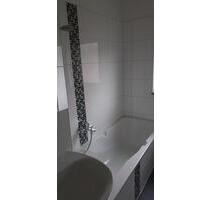 2,5 Raum Wohnung 6-Familienhaus Südbalkon zu vermieten - Gelsenkirchen Erle