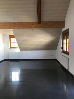Foto - 4 Zimmer Dachgeschoßwohnung zur Miete in Satteldorf